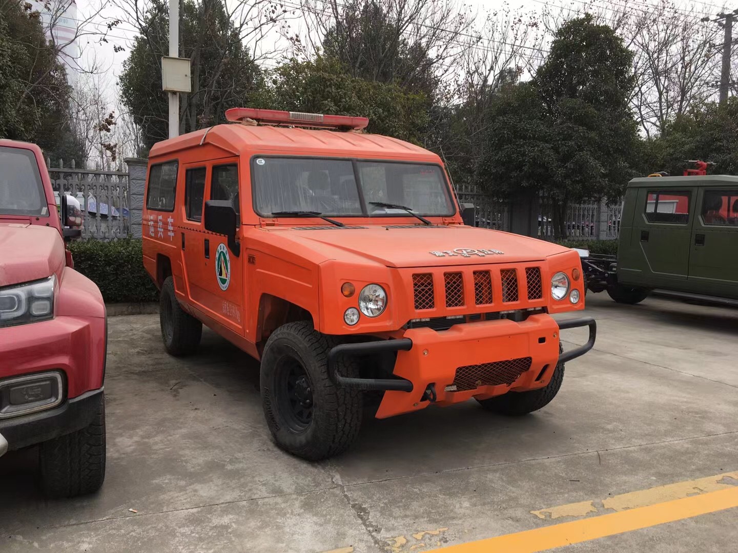 �������(q��)8��ɭ�������\��܇